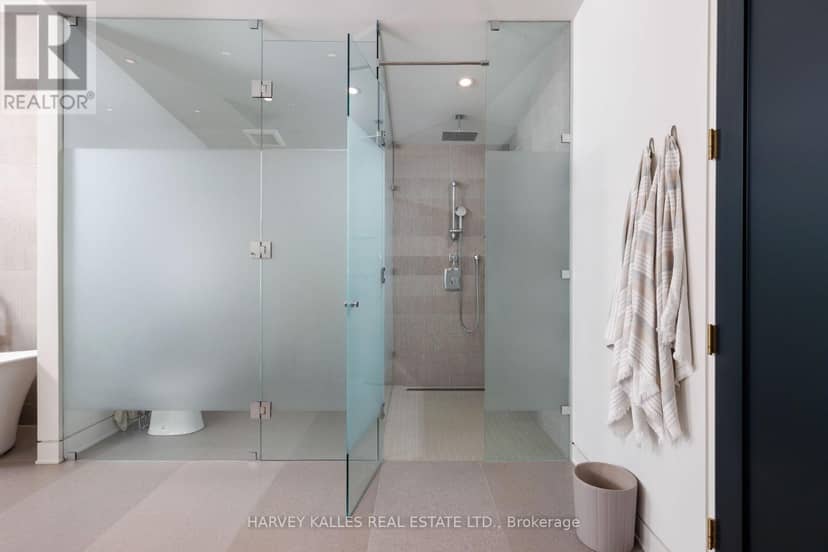 66 Thorncrest Road — photo 36 of 40