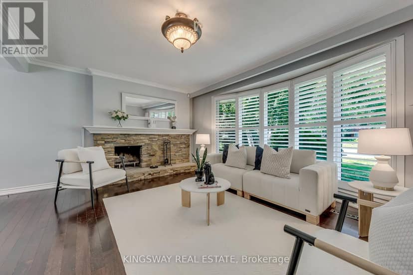 2096 Salvator Boulevard — photo 6 of 40