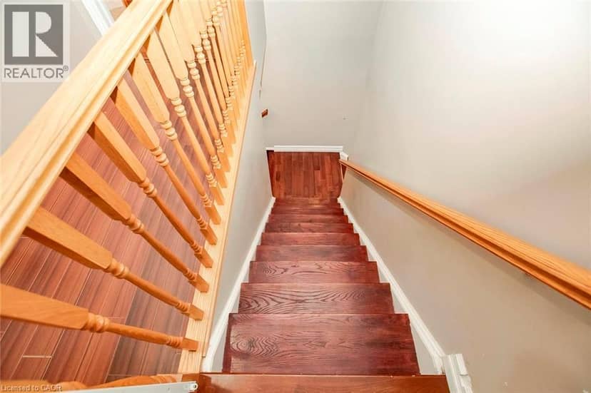 107 GLENCLIFFE Court — photo 18 of 40