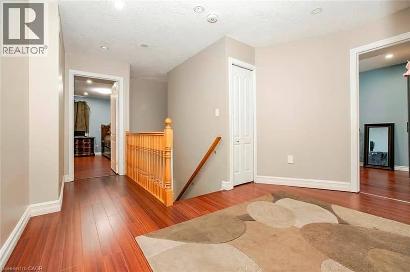 107 GLENCLIFFE Court — photo 19 of 40