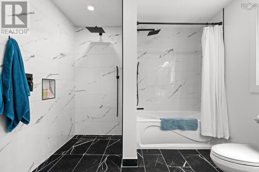 14 Compass Cove Court — photo 21 of 37