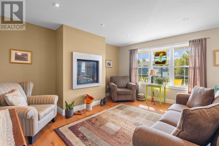 41 Spring Street — photo 6 of 40