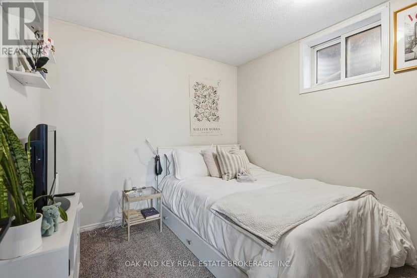 18 Chapman Court — photo 32 of 40