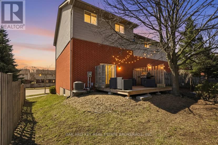 18 Chapman Court — photo 38 of 40