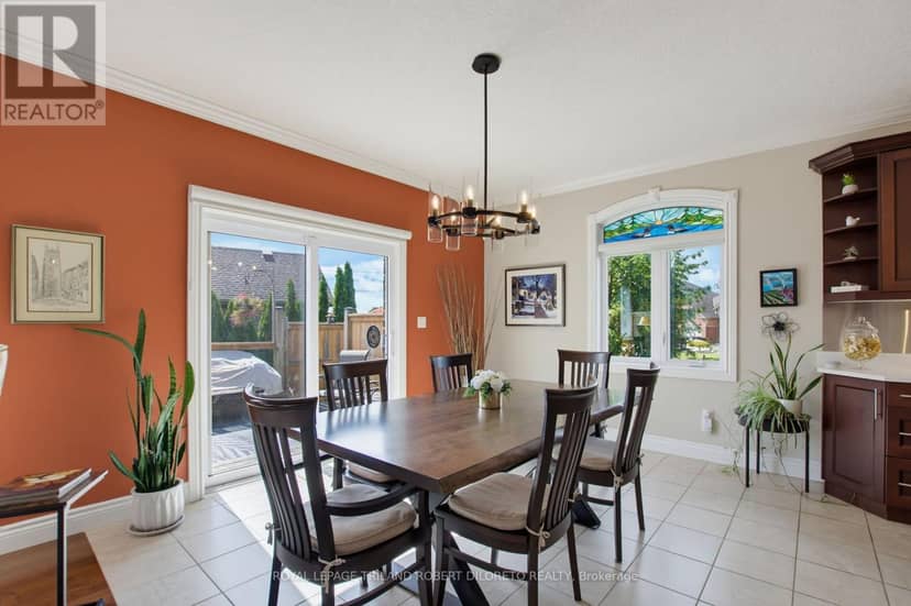 3402 Crane Avenue — photo 9 of 37