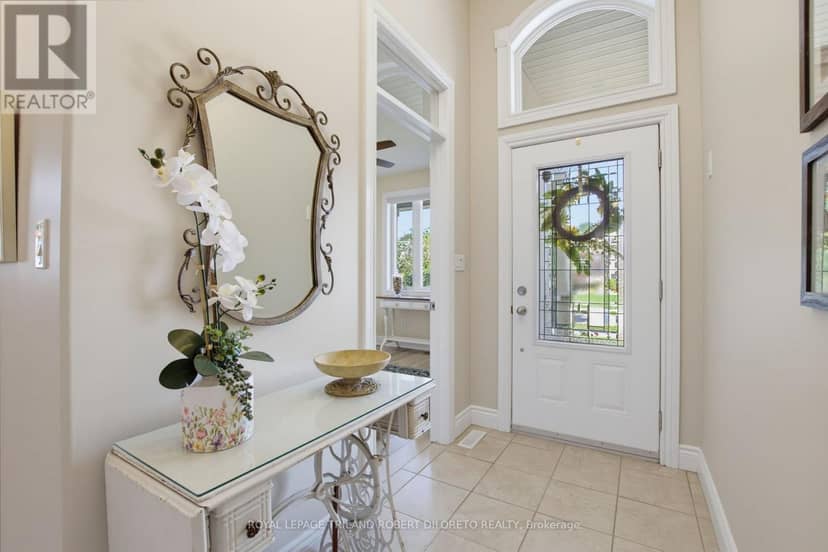 3402 Crane Avenue — photo 4 of 37