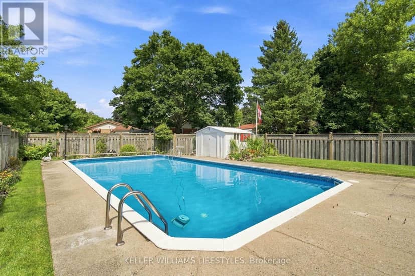 65 Villeneuve Crescent — photo 33 of 39
