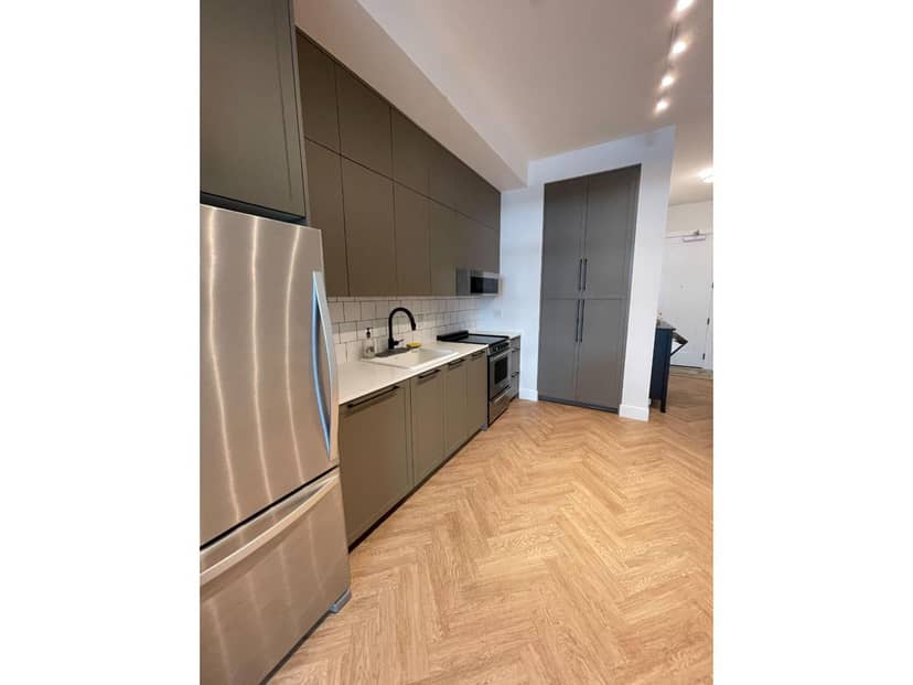13933 105 BOULEVARD, Surrey, photo 3