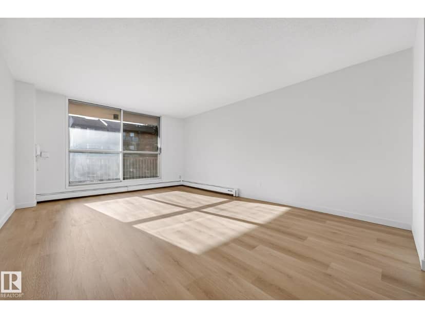 #207 11007 83 AV NW — photo 12 of 26