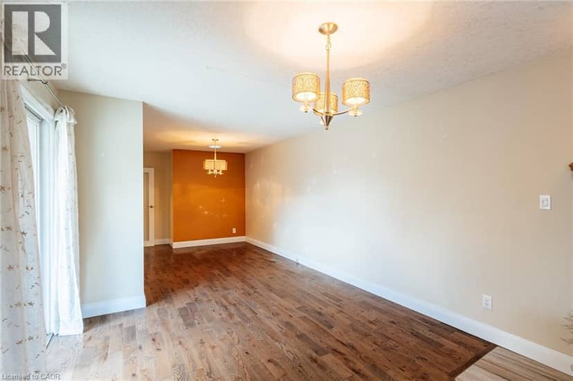 229 WINFIELD Avenue — photo 16 of 31