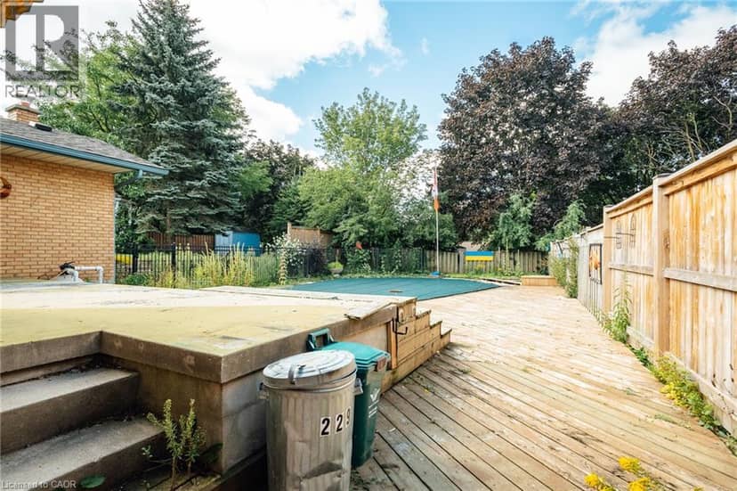 229 WINFIELD Avenue — photo 6 of 31