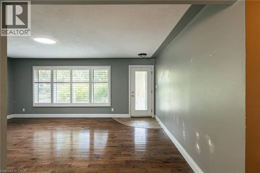 229 WINFIELD Avenue — photo 8 of 31