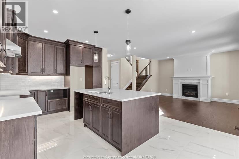 71 Redwood — photo 11 of 27