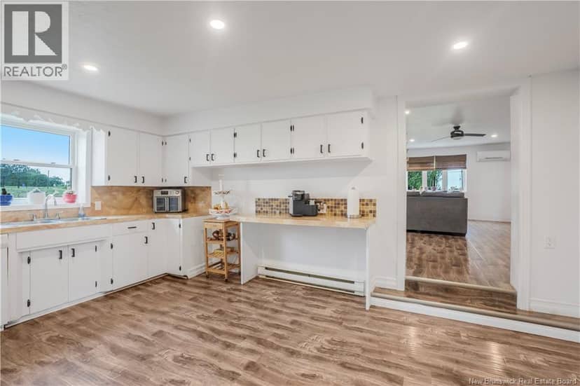 111 Wilmot Road — photo 5 of 32