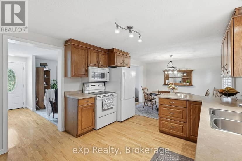 313 Bruce 15 Road — photo 12 of 31