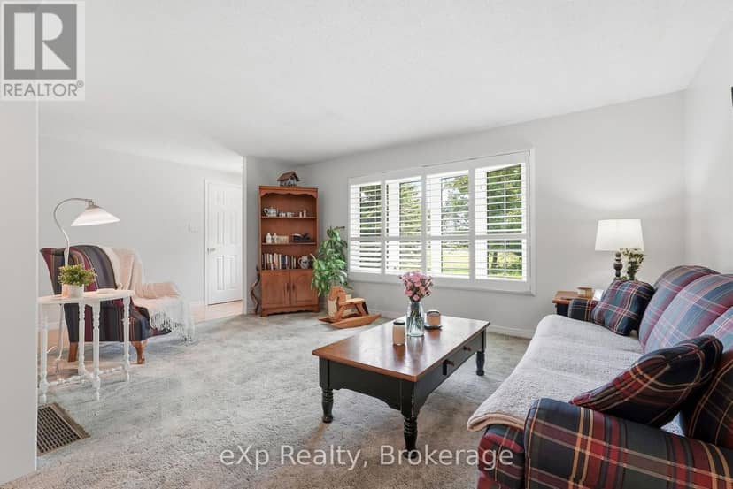 313 Bruce 15 Road — photo 7 of 31