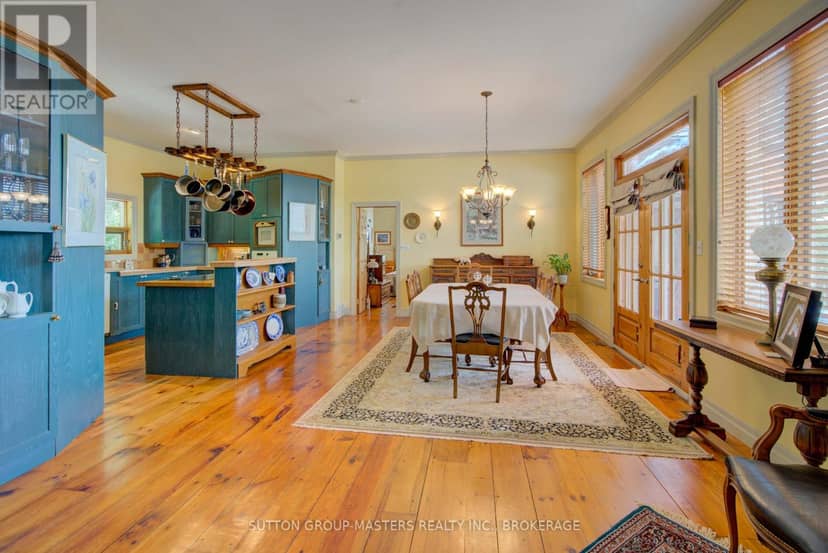 715 North Shore Road — photo 10 of 40