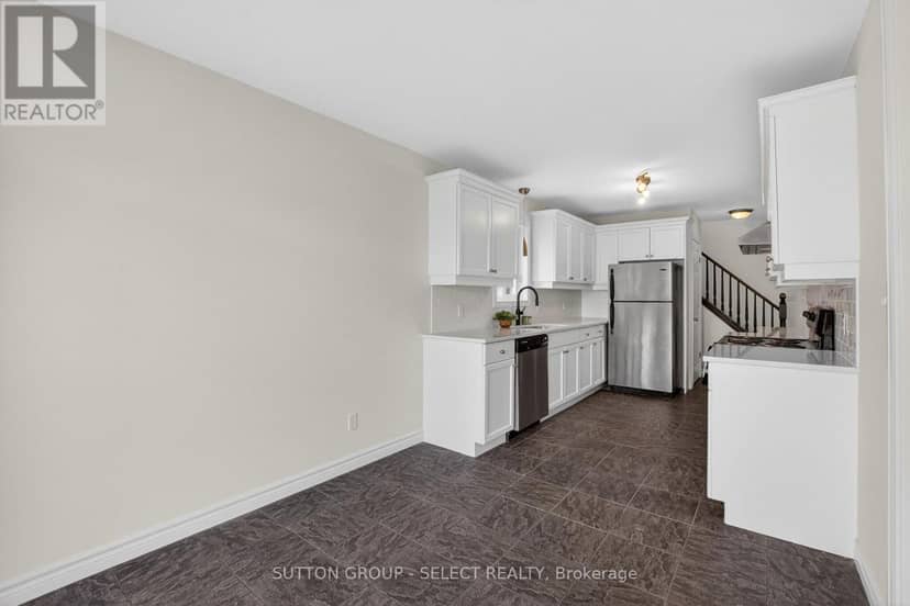 1893 Stackhouse Crescent — photo 14 of 36