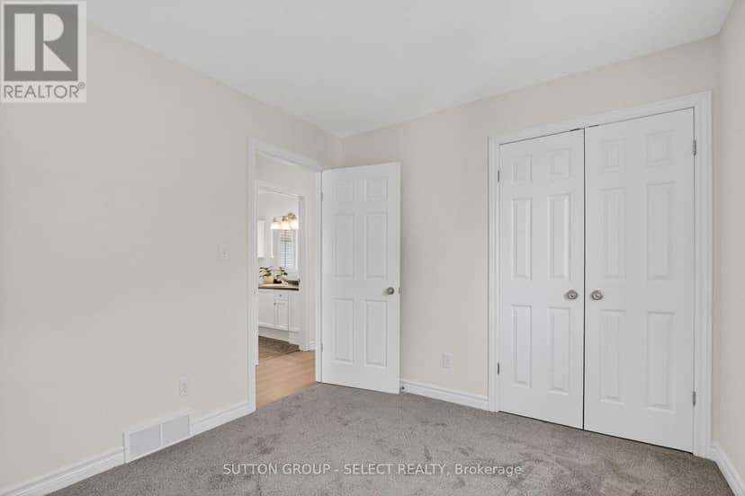 1893 Stackhouse Crescent — photo 22 of 36