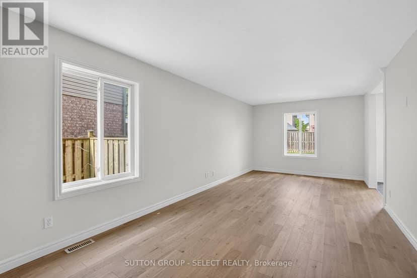 1893 Stackhouse Crescent — photo 8 of 36