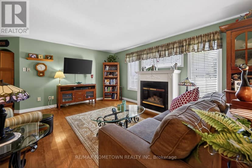 24 Regency Place — photo 9 of 39