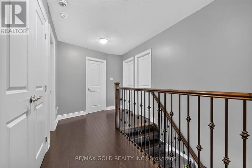 11 Jones Street — photo 24 of 39