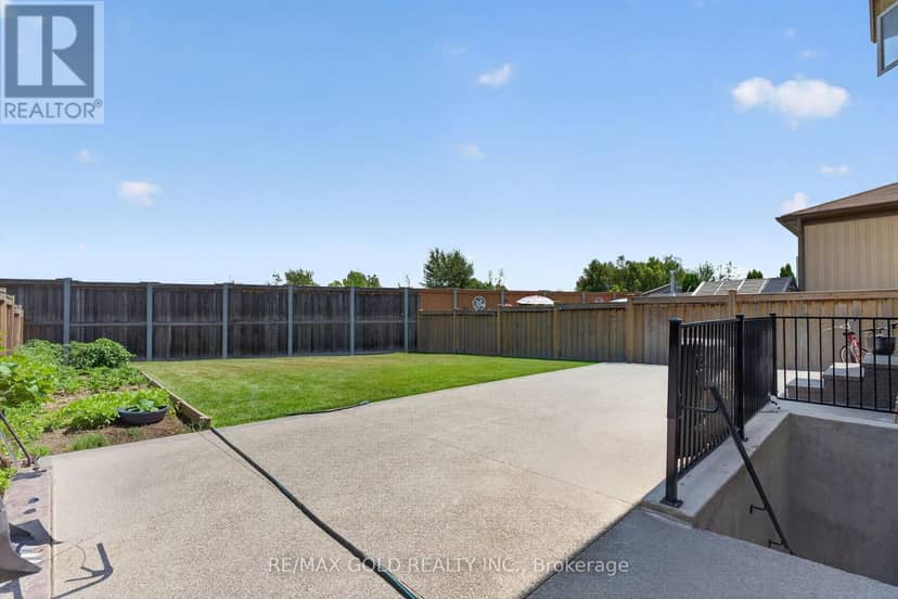 11 Jones Street — photo 34 of 39