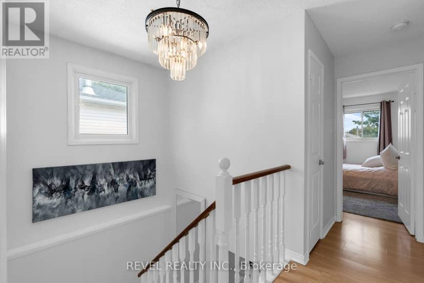 7 Penton Drive — photo 16 of 36