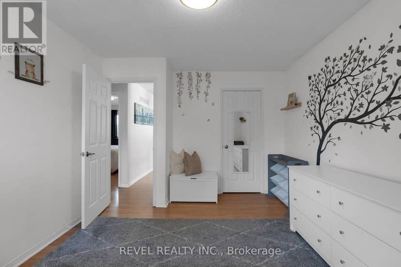 7 Penton Drive — photo 21 of 36