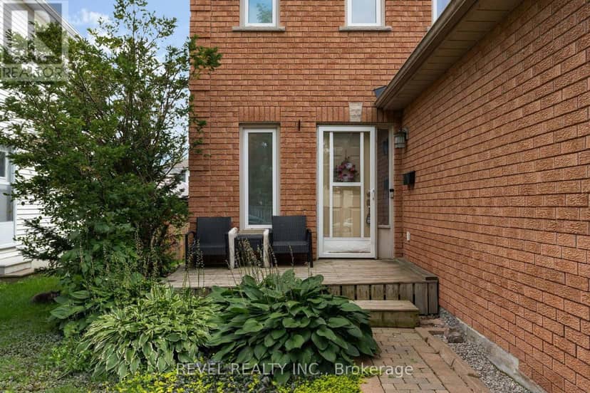 7 Penton Drive — photo 3 of 36