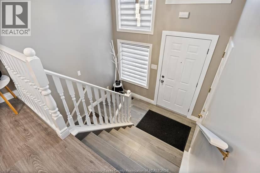 2343 Lamont Street — photo 3 of 28