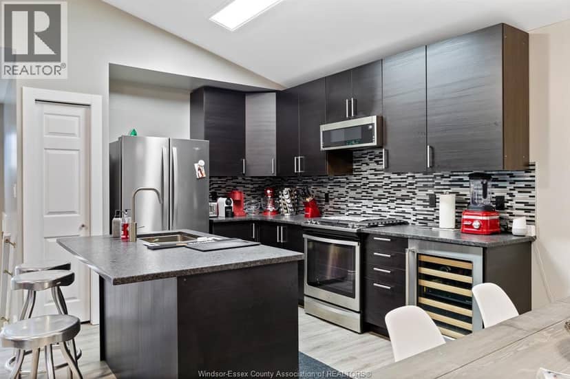 2343 Lamont Street — photo 6 of 28