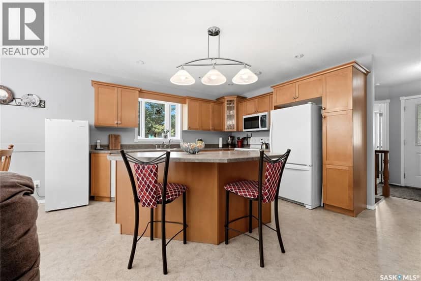 28 Rosedale AVENUE — photo 13 of 40