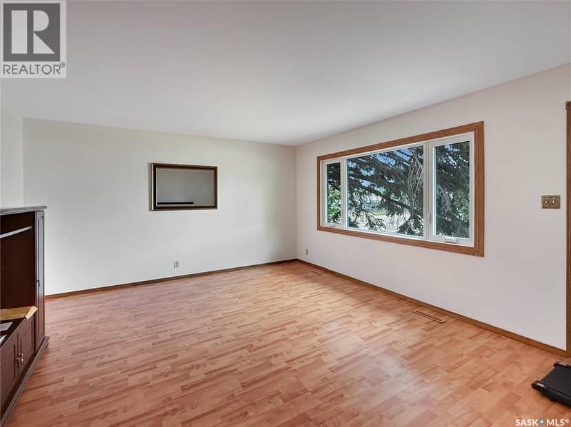 170 Brownlee AVENUE — photo 11 of 20
