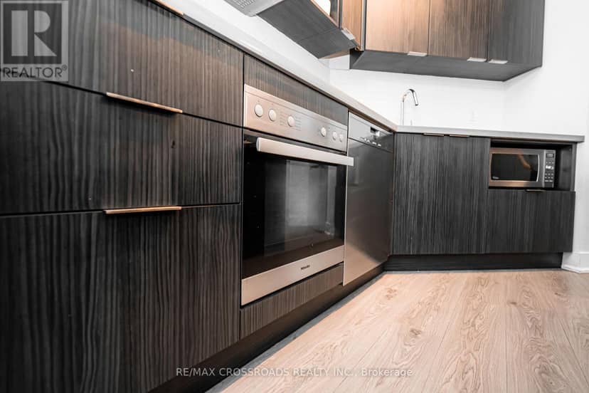 112 - 99 The Donway Way W — photo 14 of 40