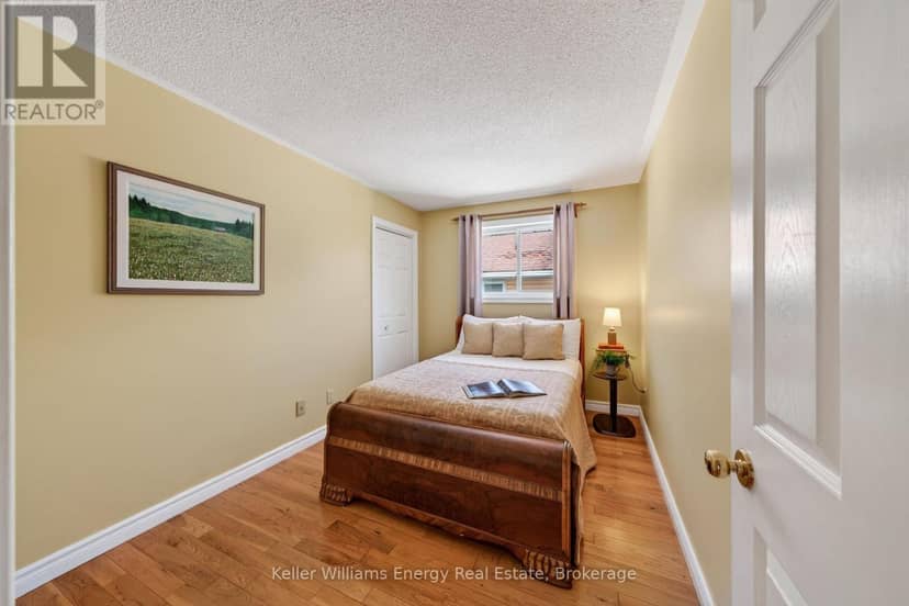 89 Westwind Crescent — photo 16 of 40
