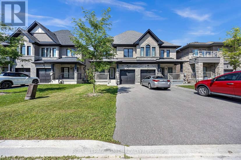 9 Alan Williams Trail, Uxbridge, photo 2