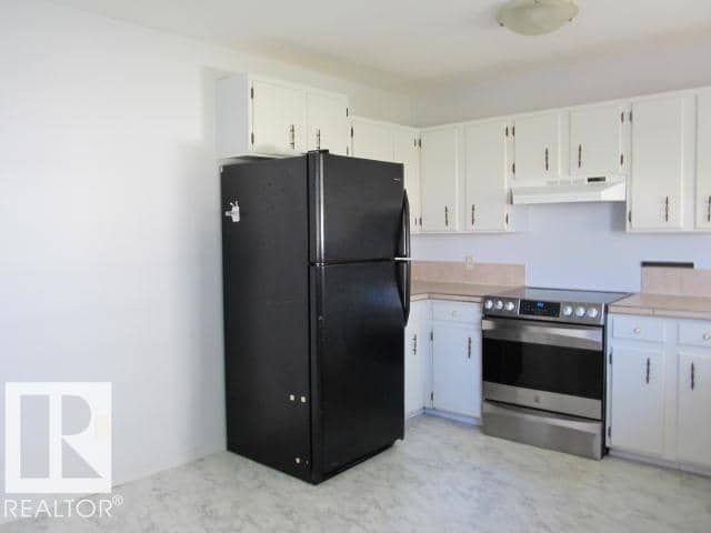 5608-5610 47 ST — photo 29 of 40