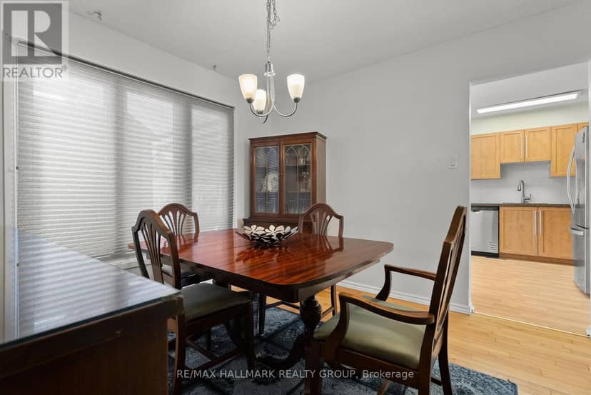48 Sample Road — photo 11 of 38