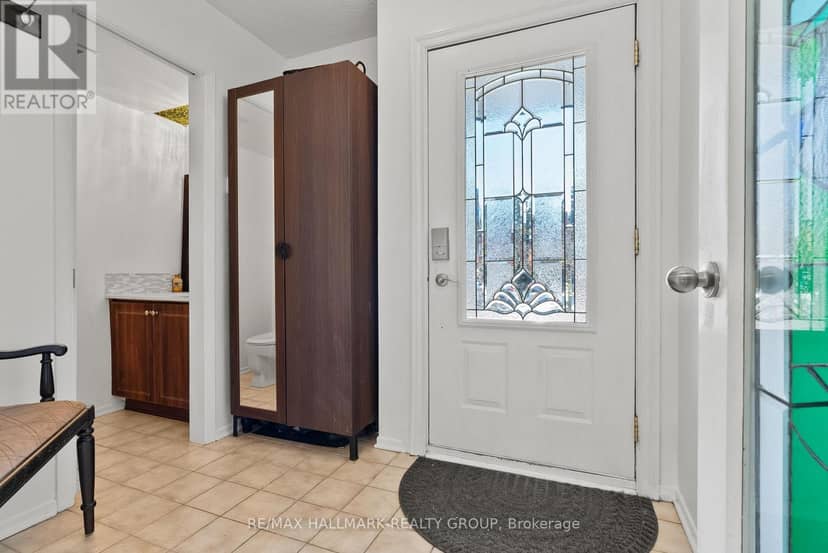 48 Sample Road — photo 3 of 38