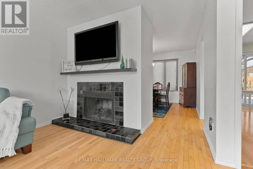 48 Sample Road — photo 8 of 38
