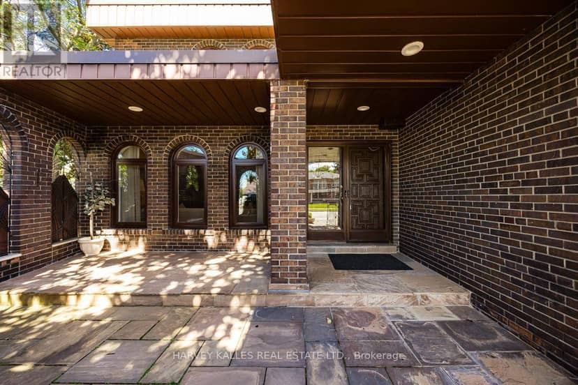 30 Coreydale Court, Toronto, photo 4