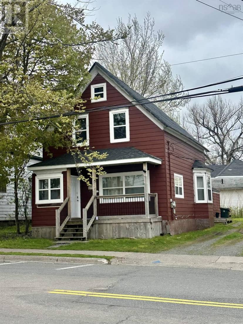 177 Dorchester Street — photo 1 of 16