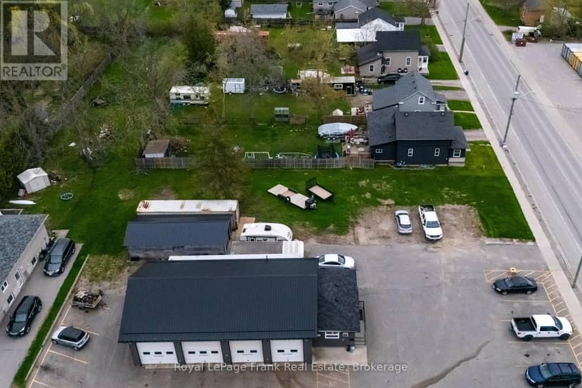 122 Queen Street, Kawartha Lakes, photo 5
