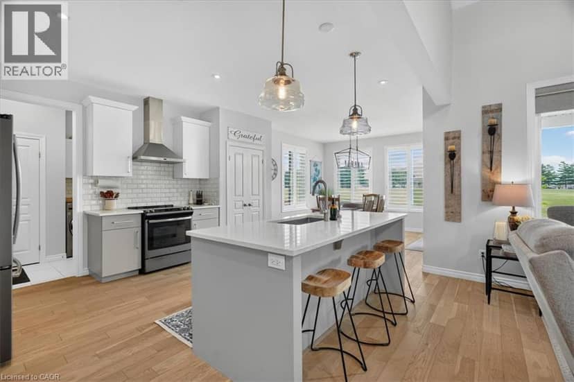 87 BOYD Boulevard — photo 13 of 40