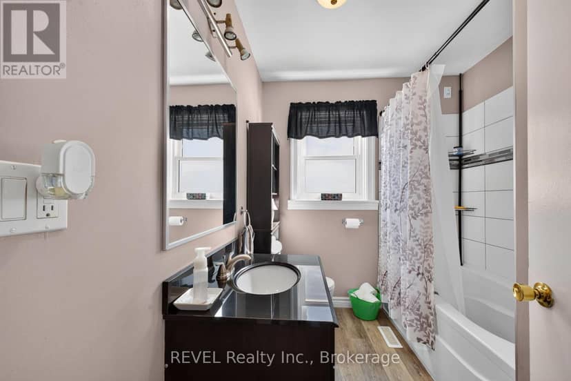 33 Lewis Street — photo 16 of 28