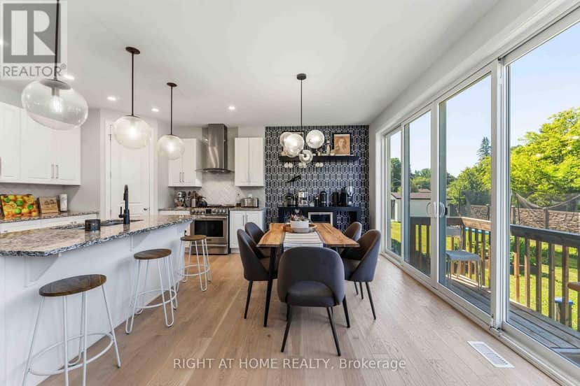 730 Kirkham Crescent — photo 11 of 38