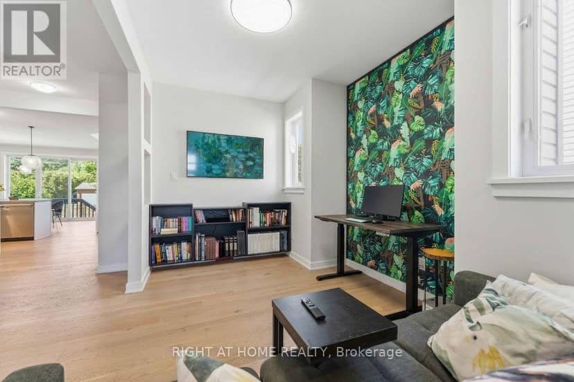 730 Kirkham Crescent — photo 21 of 38