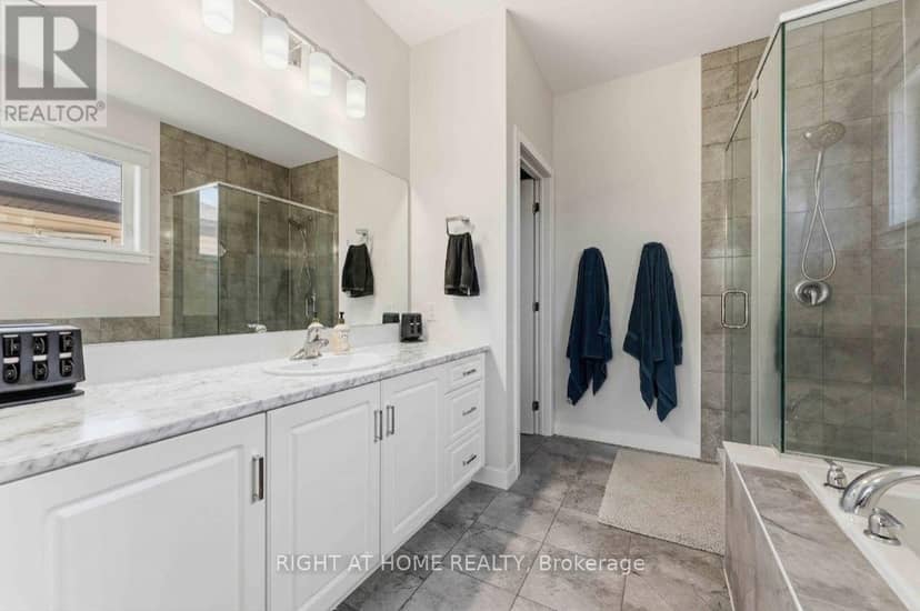730 Kirkham Crescent — photo 26 of 38