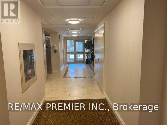 102 - 9901 Keele Street — photo 22 of 24